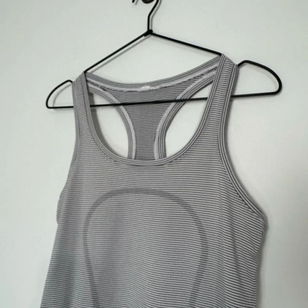 Lululemon Swiftly Tech Racerback 2.0 6 - Picture 4 of 7